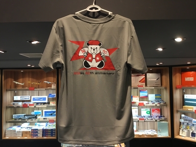 激レアオークランド・レイダース 60周年記念Tシャツ